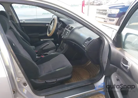 2005 Honda Accord 3.0 Lx z USA, uszkodzony, nr VIN 1HGCM66325A046664